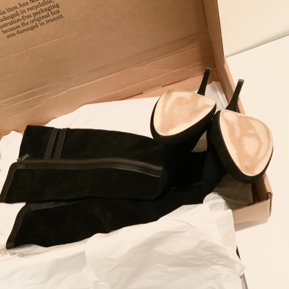 MICHAEL KORS DELANEY OVER THE KNEE TALL BLACK SUEDE LEATHER BOOTS - Wore Once! 8 - Picture 8 of 10